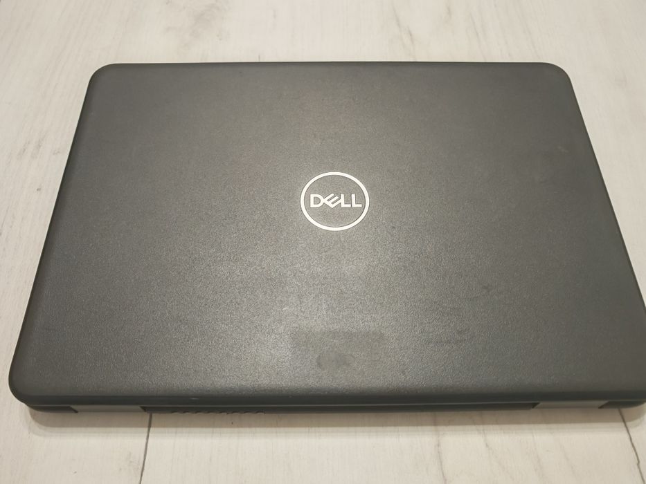 Dell Latitude 3310 i3-8145U 8 GB RAM 256 GB