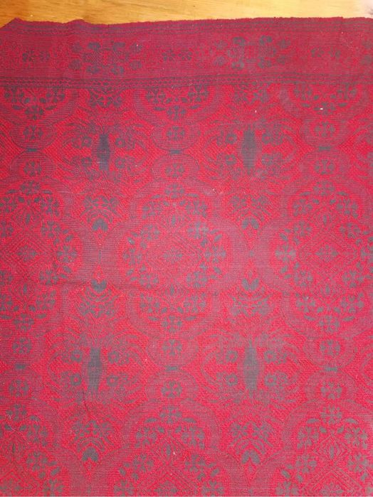 Продавам покривало за спалня