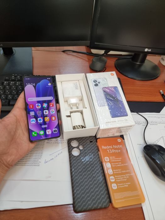 Redmi note 13pro+ 5G 12+6/512gb ideal ochilmagan usta kurmagan aybi yu