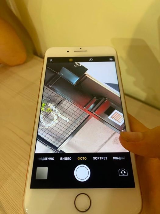 Айфон 8+  40 000к.