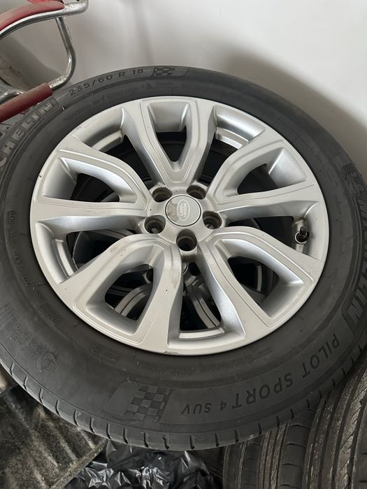 Vand 2 seturi de roti