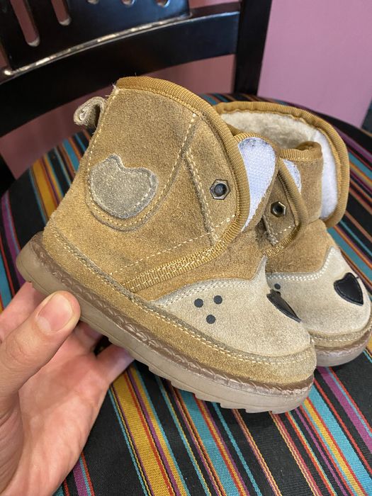 Детские ботинки