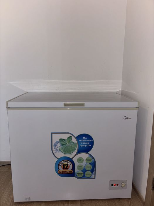 Морозильник в хорошем состоянии