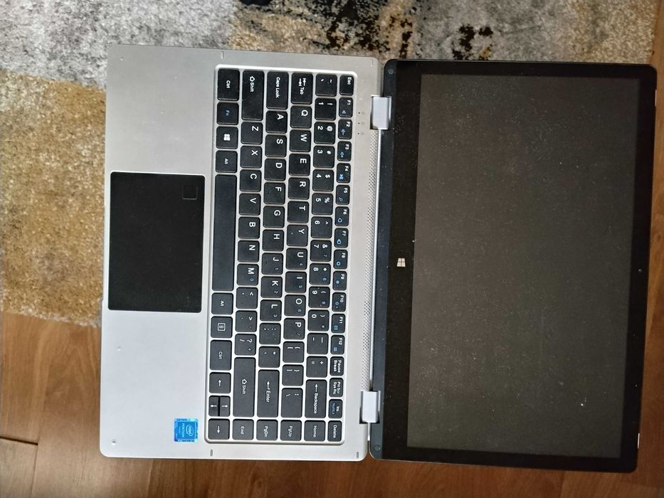 Myria 8312 (2-in-1 notebook), 256 Gb ssd 13,3 inch FullHD Touchscreen