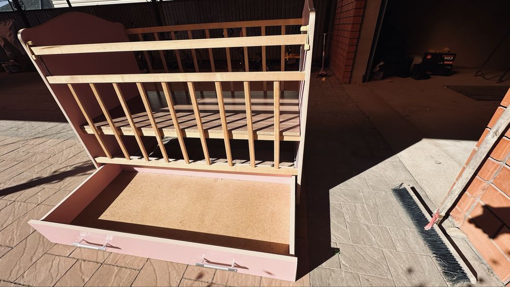 Детская кровать.