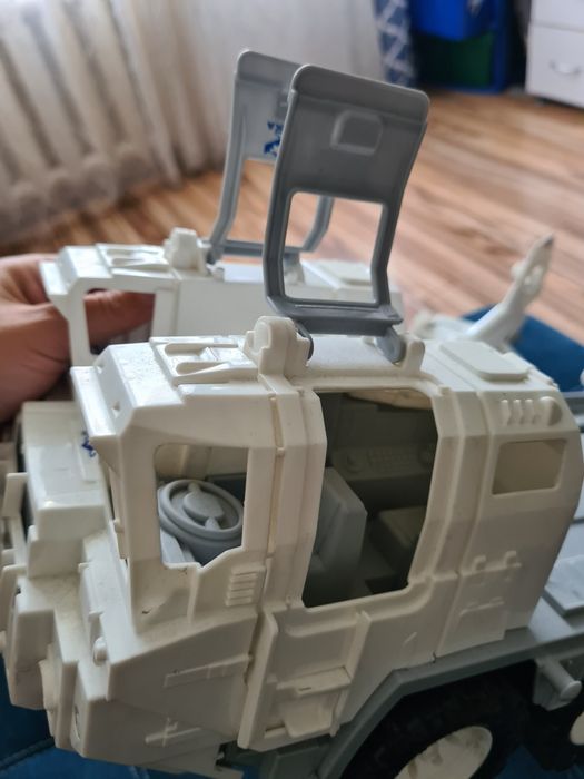 Игрушка камаз с самолетом