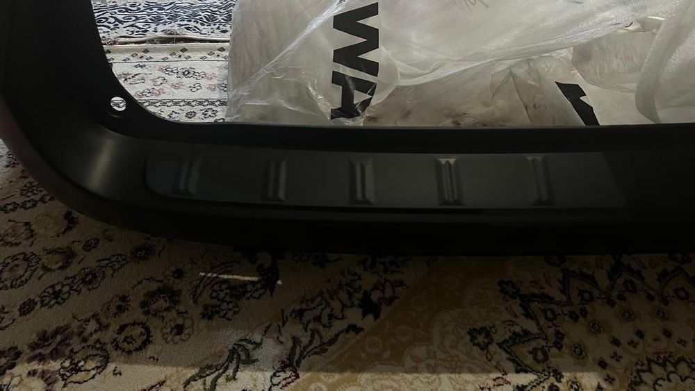 Задний бампер Тайота Сиенна