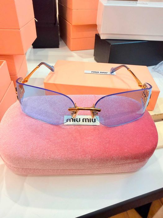 Ochelari de soare miu miu