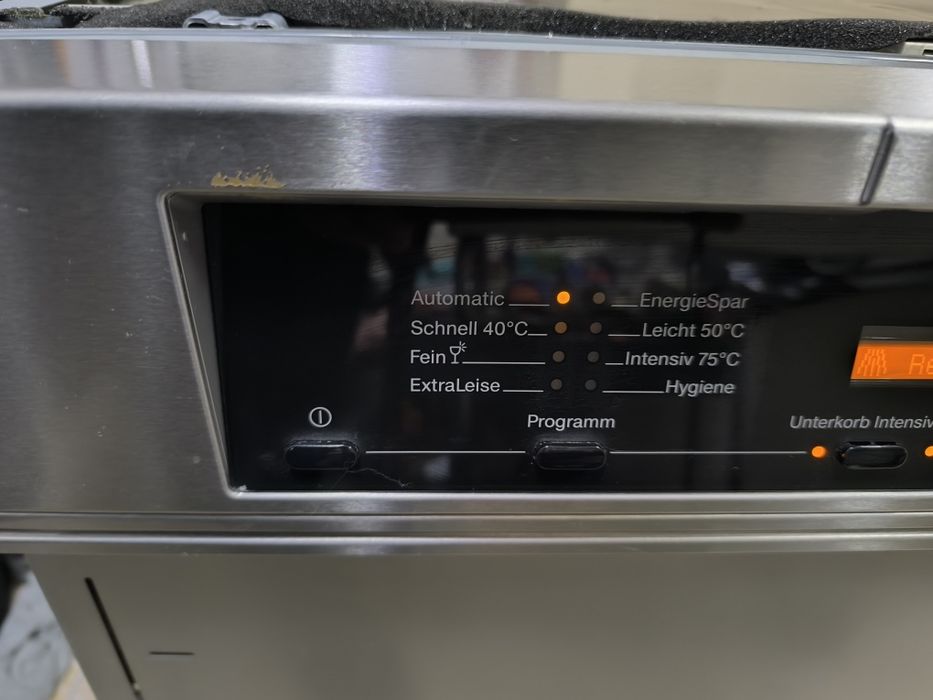 Съдомиялна Miele G 5830 SCI