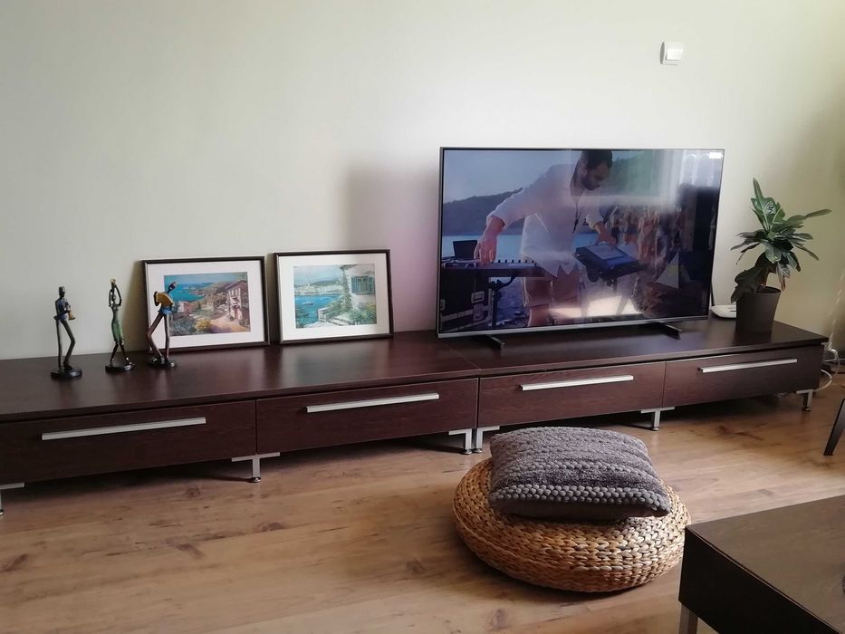 Два ТВ шкафа за хол