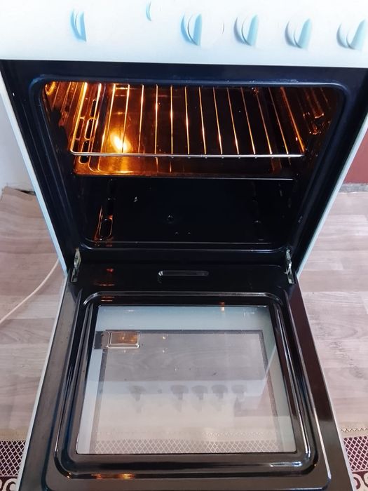 Газовая плита  INDESIT