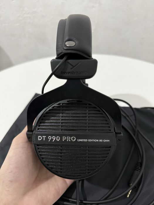 Наушники Beyerdynamic dt 990pro