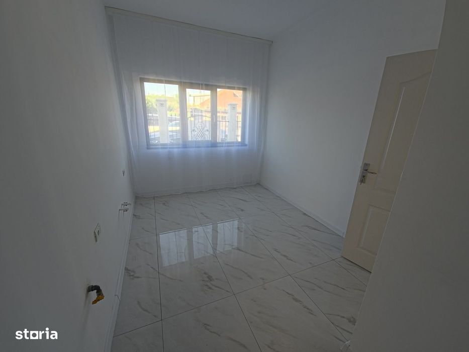 Vila stil mediteranean Ovidiu pozitie excelenta 4 camere posibil schim