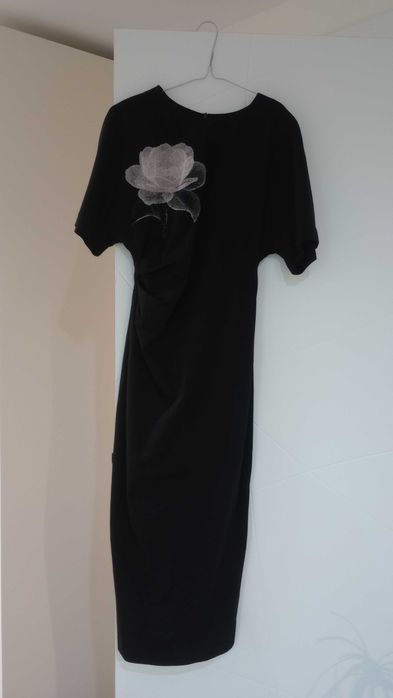 Дамска рокля Reserved с бродерия/ hand made