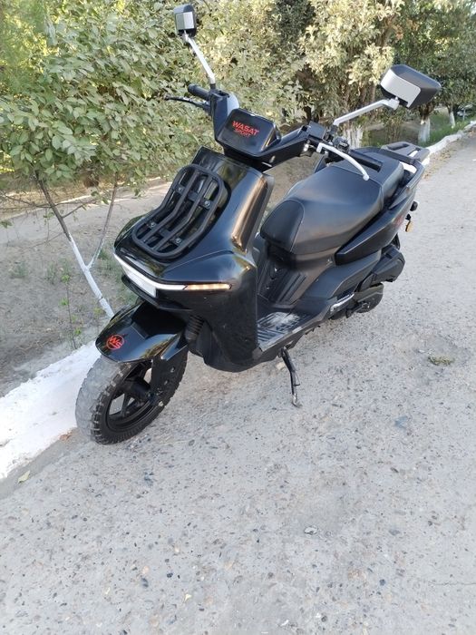 Moto skuter wasat