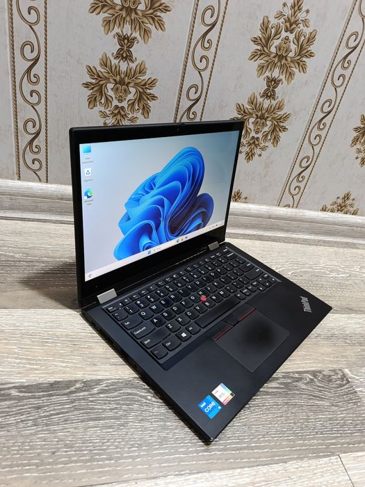 Lenovo sensorli 360° 8/256gb  noutbuk hamda planshet 2tasi birda