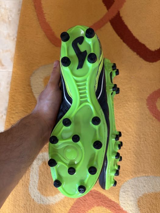 Футболни калеври Joma Aguila