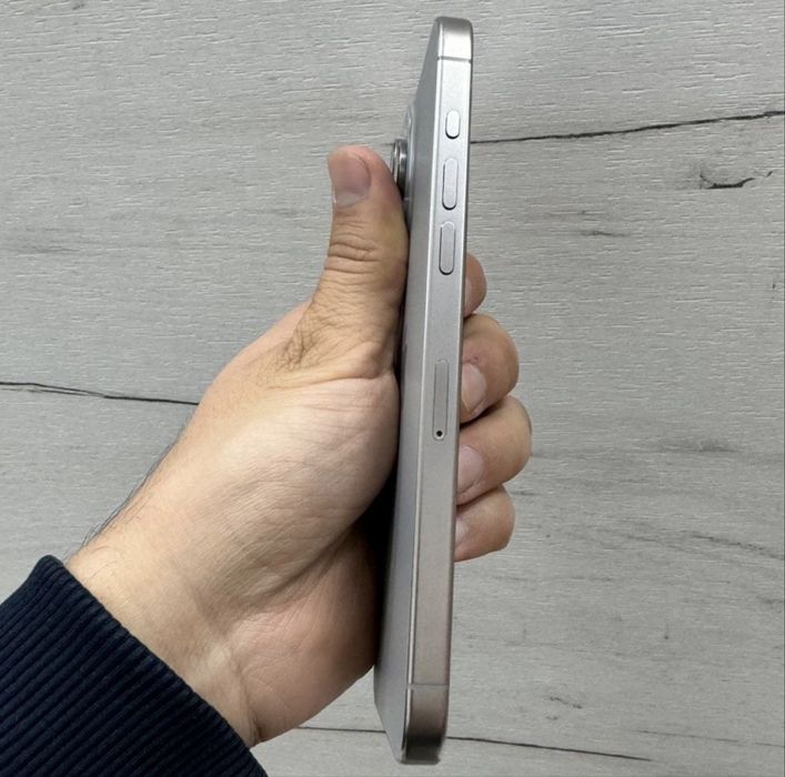 Yengi Iphone 15 Pro Max 256 Natural Sim Karopka Ideal holata