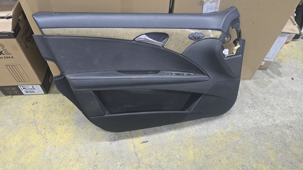 Față de ușă Mercedes W211 S211 facelift stânga față