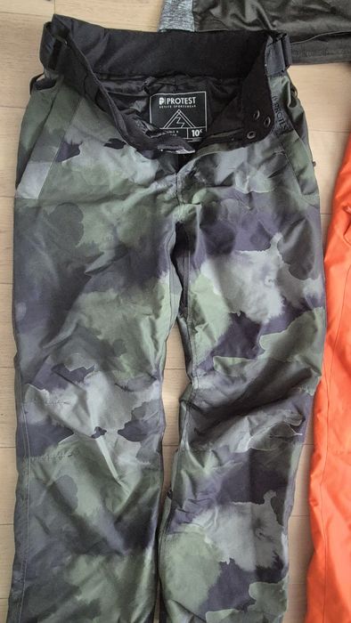 Costum schi/ snowboard baieti