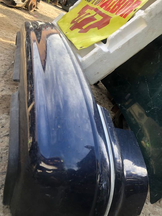 Toyota Gracia задний бампер.