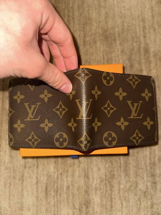 Louis Vuitton Marco Wallet M62288