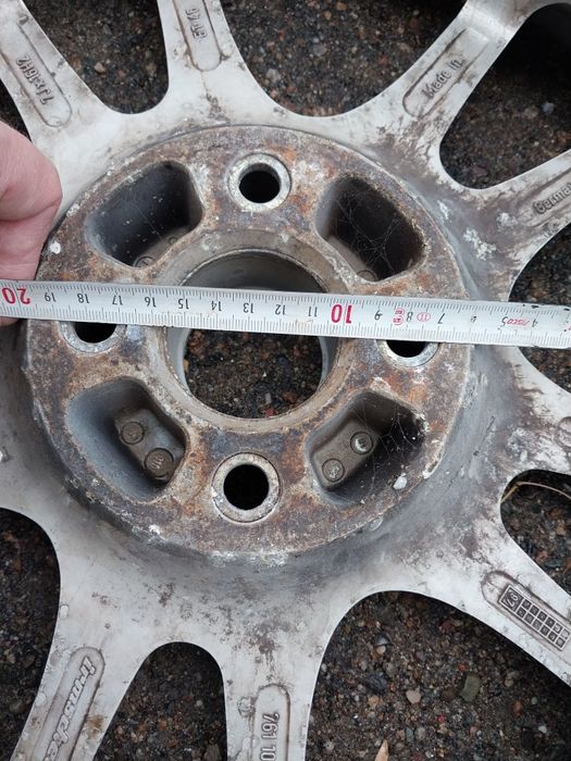 Диски R16 оригинал. На Гольф 3.