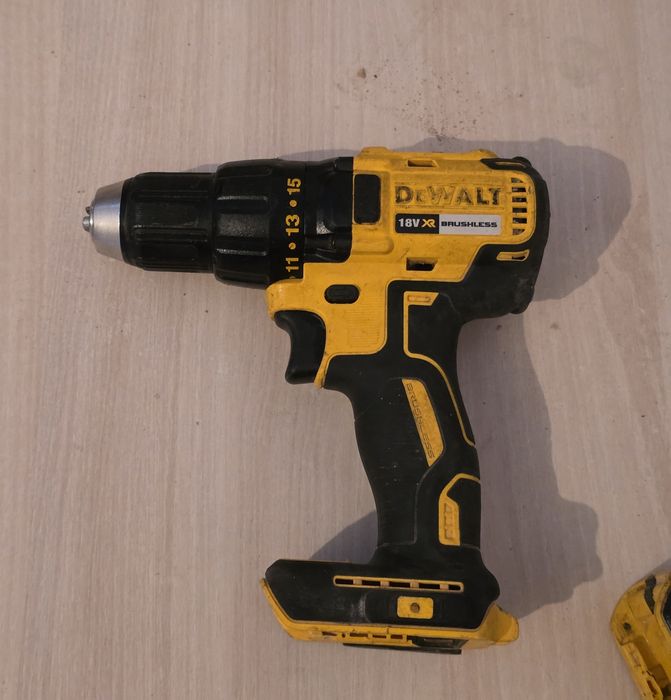 DeWalt  18V rindea, slefuitor orbital, fierastrau pendular, filetante