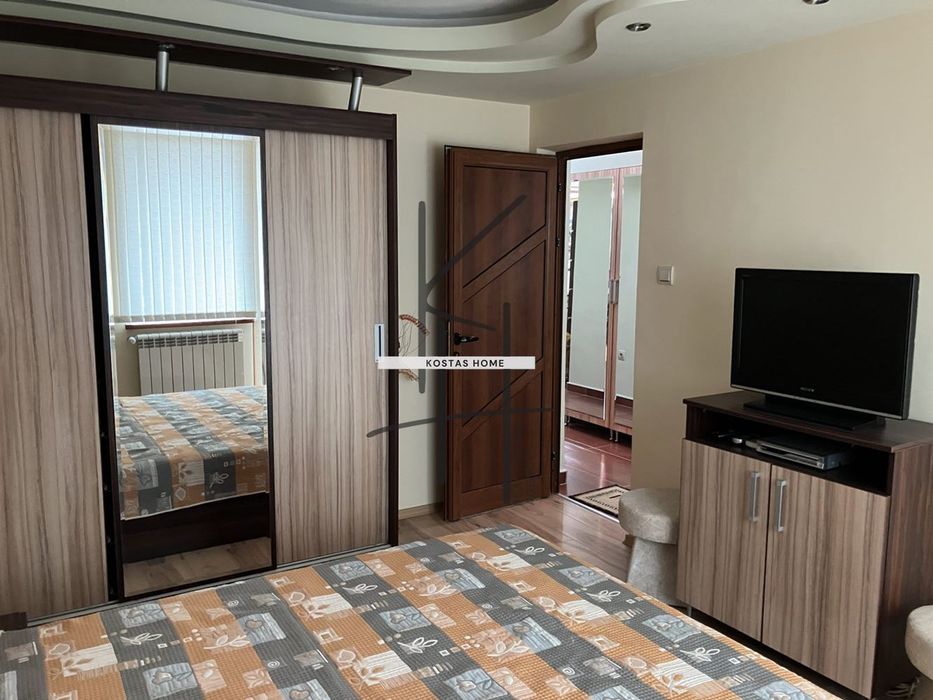 Продава се Тристаен апартамент в Варна, Базар Левски - 100 кв.м за 2850 €/кв.м - Снимка #9