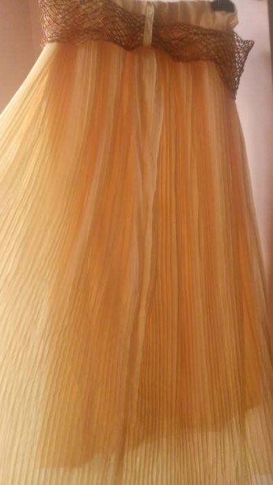 fusta dama galbena inclusa cureaua