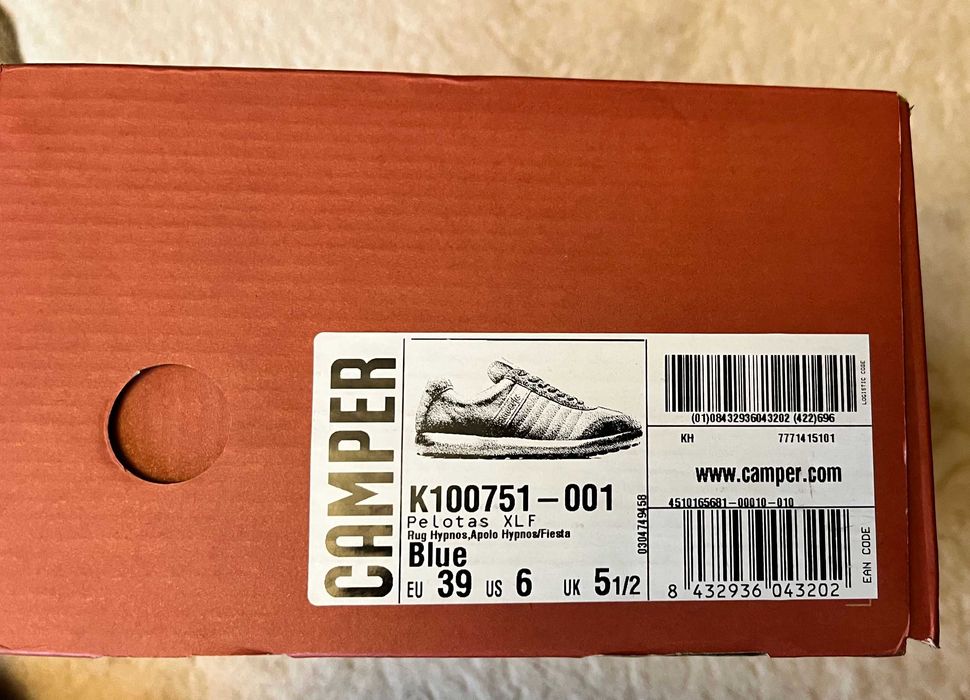 Vand pantofi sport Camper