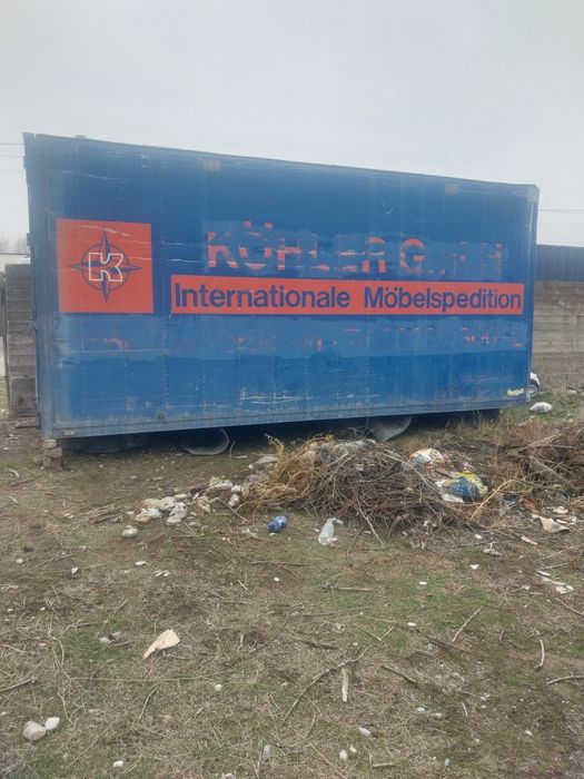 Кузов в хорошем состоянии.