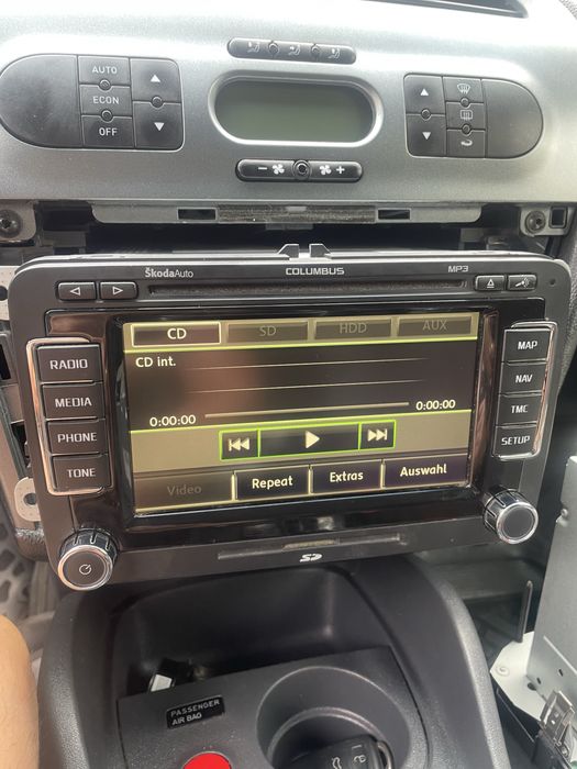 Navigatie  skoda columbus cititi descrierea
