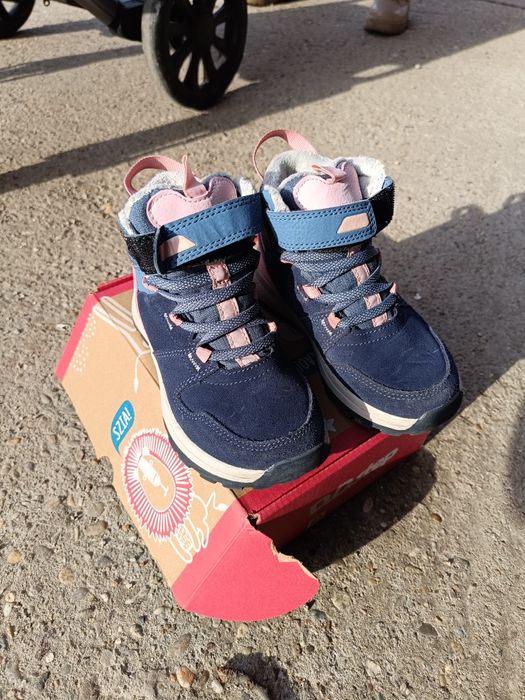 Детски зимни отоплени обувки