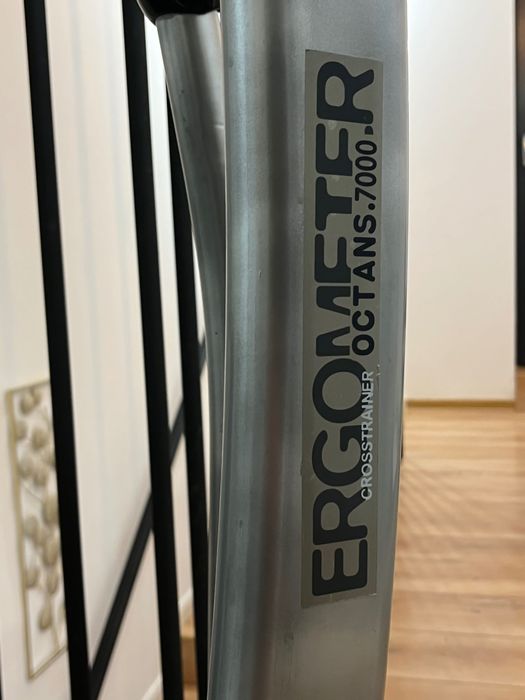 Crosstrainer profesional STAMM Bodyfit Octans 7000