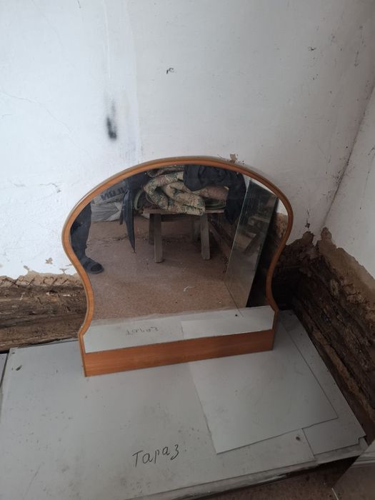 Продам зеркало в