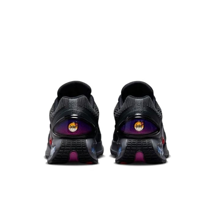 Дамски маратонки Nike Air Max Dn