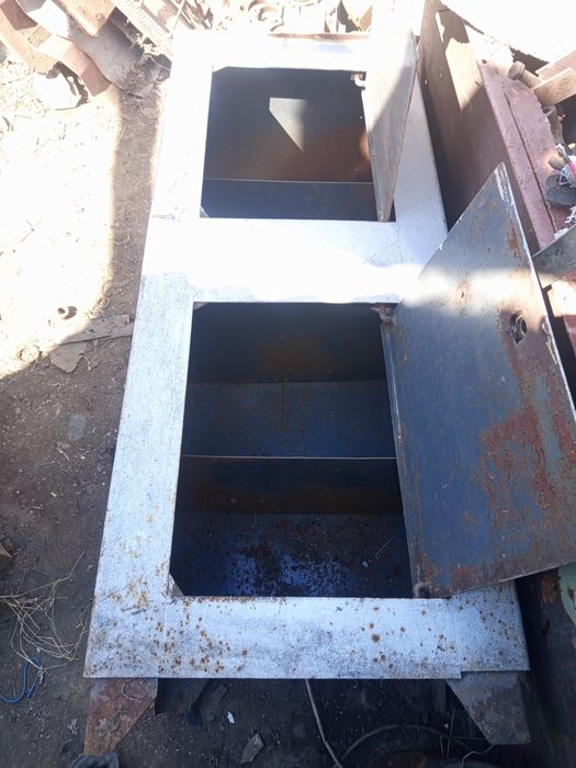 Продается сейф советский