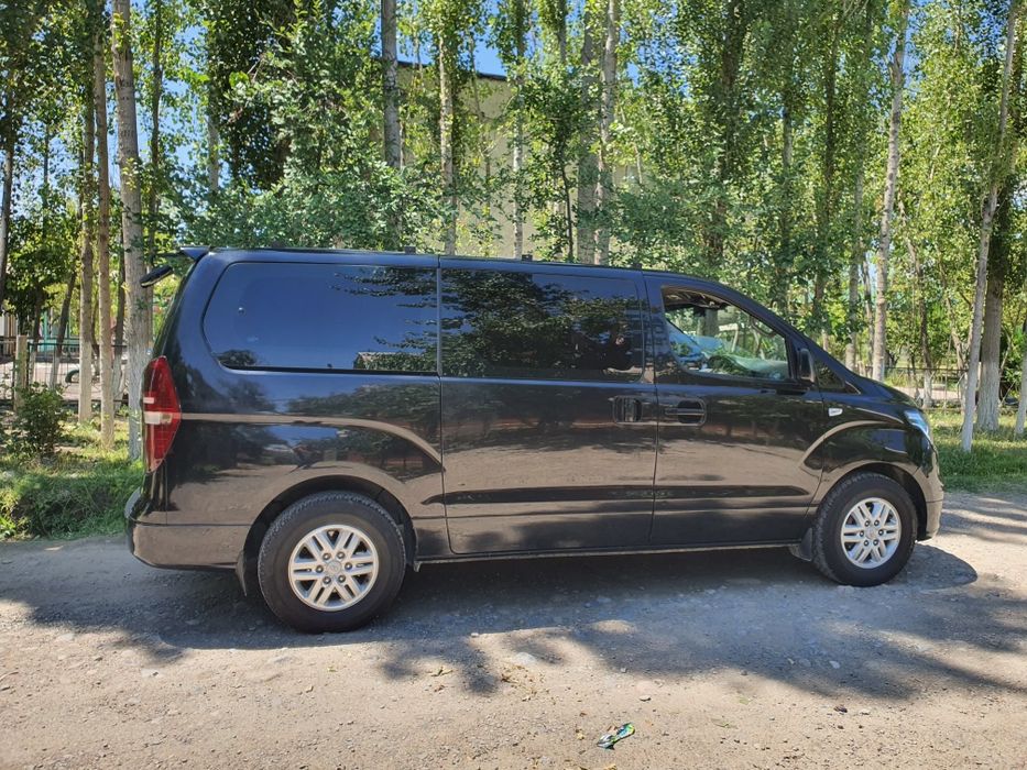 Hyundai Grand Starex