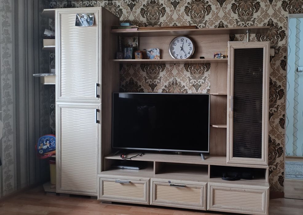 Стенка под телевизор