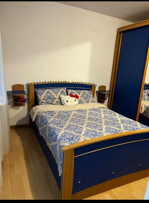 Inchiriez apartament cu 2 camere, in bl.C,vis-a-vis de Liceul Ortodox.