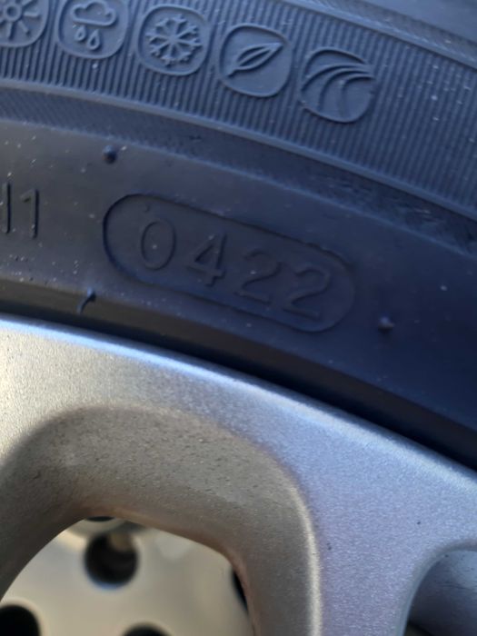 Гуми с джанти за Форд Фокус комби 2009г.