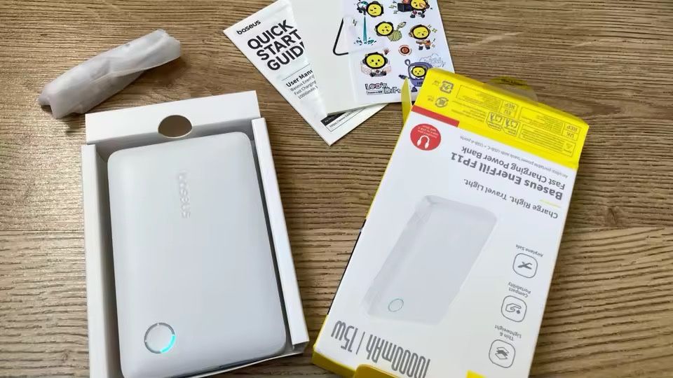 Преносима външна батерия Baseus 10000mah - 15 w мощност