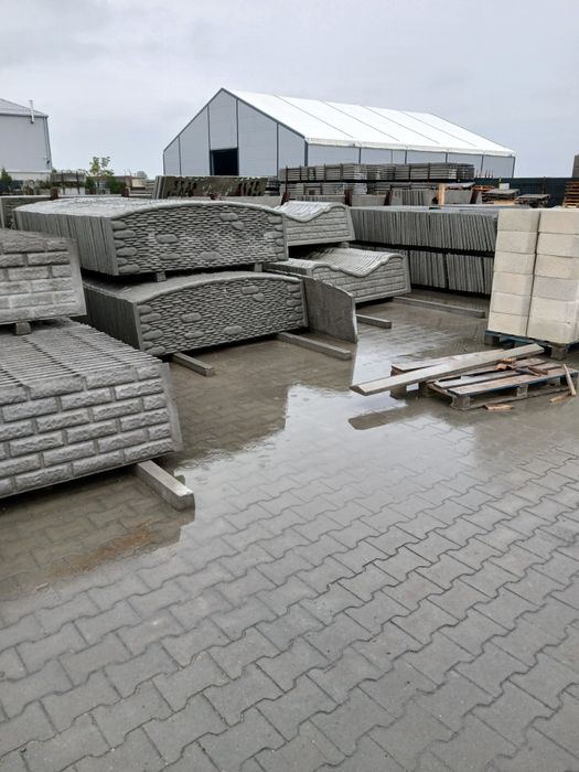 Garduri din  placi de beton