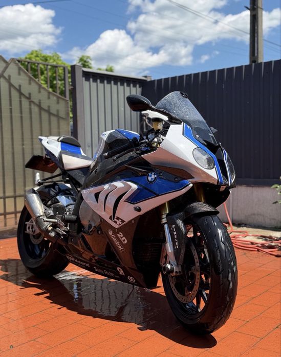 BMW S1000RR HP4