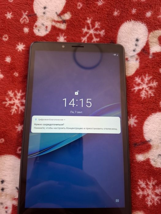 Планшет Lenovo TB-7305F