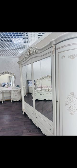 Продается спальный гарнитур за 250000 тыс