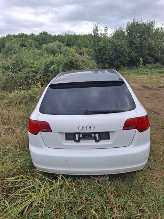 Dezmembrez Audi A3 motor 2.0 benzina TFSI  cod BWA