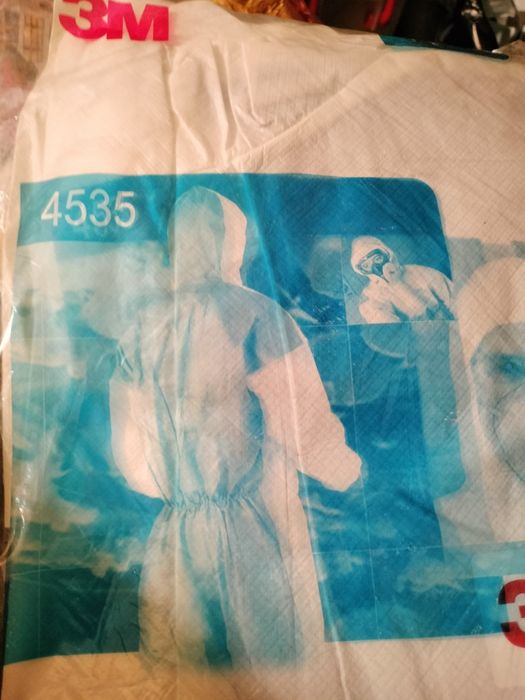 Costum protectie vopsitor 3M