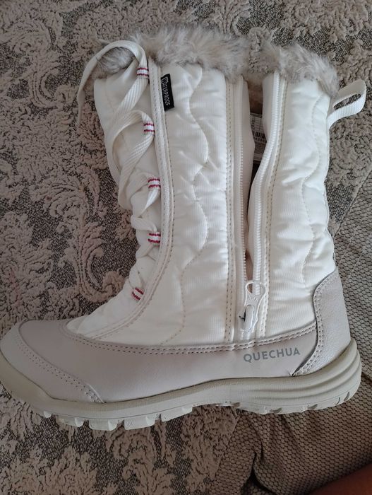 Ботуши апрески, като нови,малко носени.